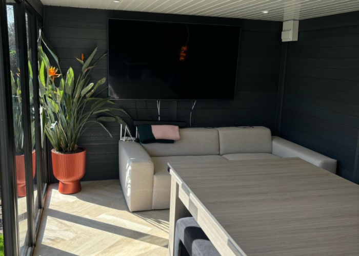 Dark Grey Garden Room For Socialising (2)